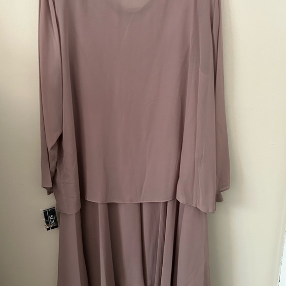 NWT 2 PC Women’s Rose Pink Formal Flowy Tiered Plus Dress and Jacket 24W 3X - Picture 15 of 16